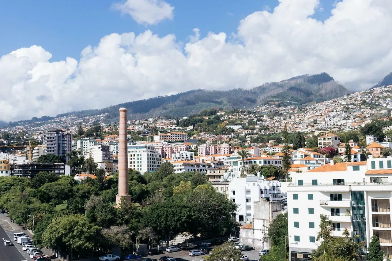 Penthouse 5 De Outubro Hotel Funchal  Funchal (Madeira)